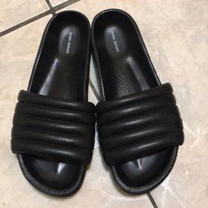 Isabel Marant Sandals Womens 8 (39) Hellea Slide Slip On Black Quilted Leather